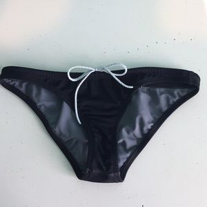 Black Medium Jolyn Europe Bottoms